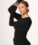 SINJA Shirt – feminin und mit Drapierung in Schwarz