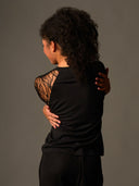 LACEY T-Shirt – loose fit mit französischer Spitze in Schwarz