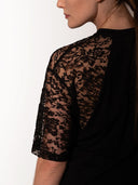LACEY 2 T-Shirt loose fit – mit Spitze in schwarz