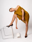 ZOE - lockeres Top aus Haute Couture-Samt in Gold